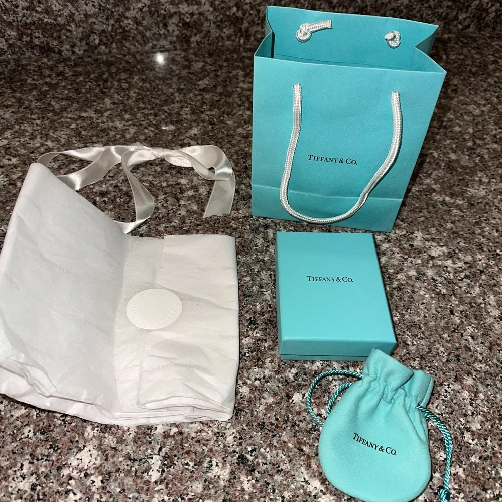 Tiffany & Co. Silver Double Heart Mini Necklace - Picture 10 of 11